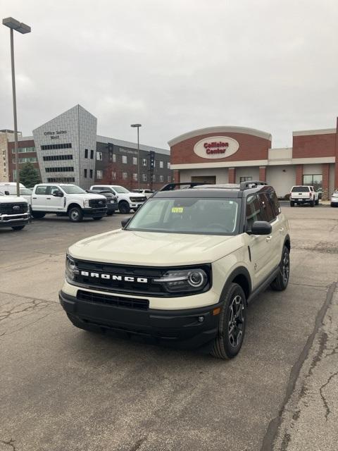 new 2024 Ford Bronco Sport car, priced at $33,390