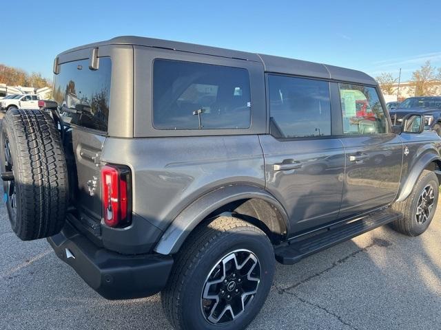 new 2024 Ford Bronco car, priced at $48,025