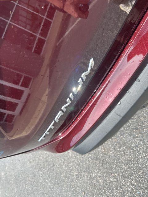 used 2024 Ford Edge car, priced at $36,995