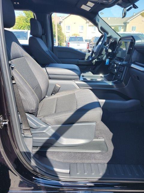 new 2025 Ford F-150 car, priced at $43,645