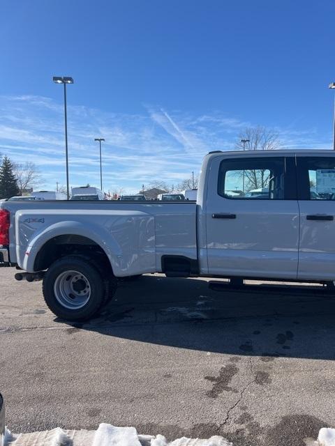 new 2025 Ford F-350 car, priced at $68,100