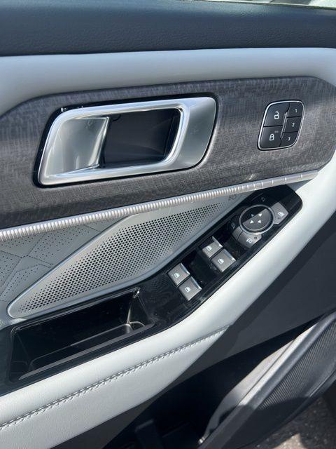 new 2025 Ford Explorer car, priced at $58,005