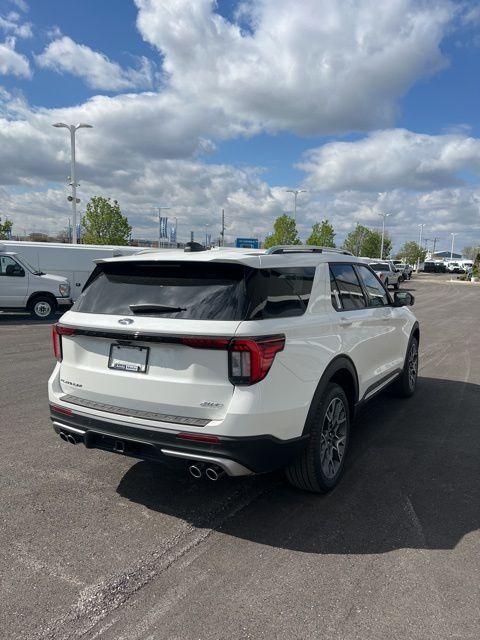 new 2025 Ford Explorer car, priced at $58,005
