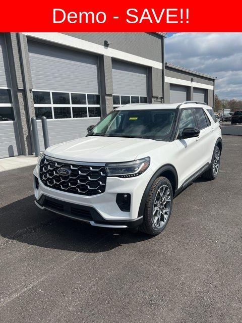 new 2025 Ford Explorer car, priced at $54,587