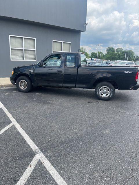 used 2002 Ford F-150 car, priced at $4,218