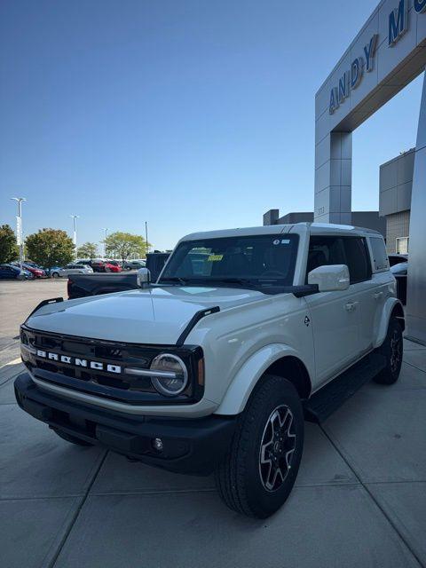 new 2025 Ford Bronco car, priced at $51,165