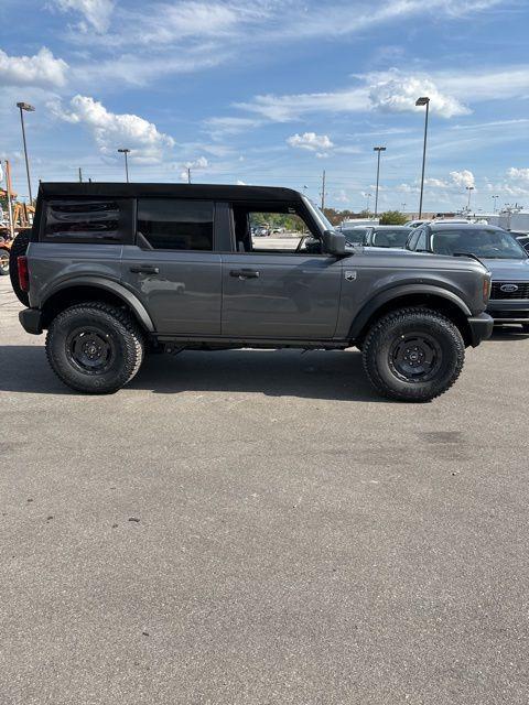 new 2024 Ford Bronco car, priced at $46,416