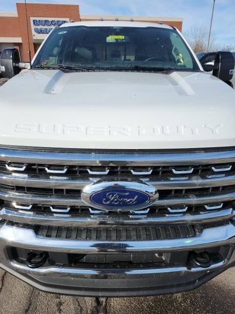 new 2025 Ford F-250 car, priced at $66,728