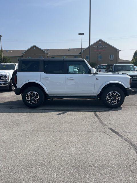 new 2024 Ford Bronco car, priced at $47,054