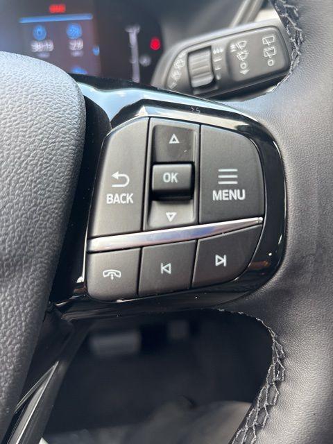new 2025 Ford Escape car, priced at $26,432