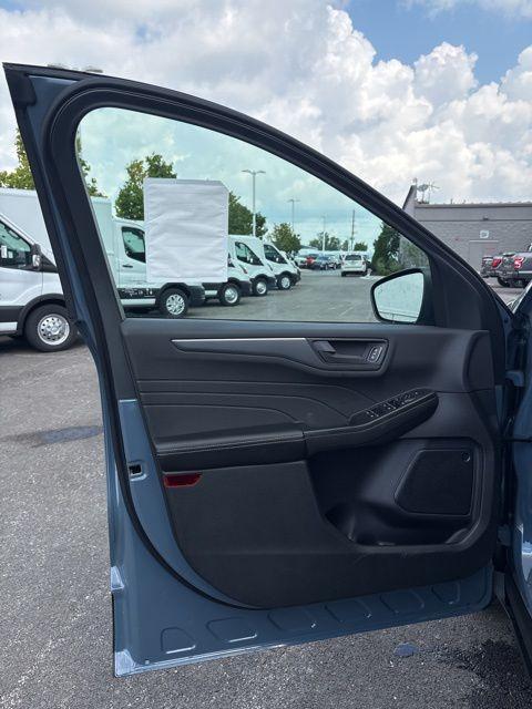 new 2025 Ford Escape car, priced at $26,432