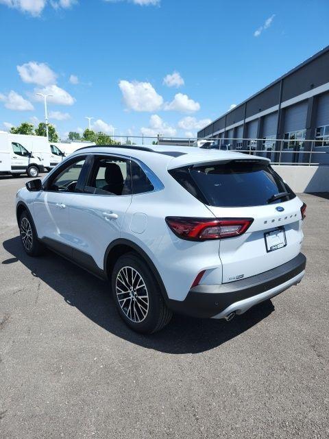 new 2025 Ford Escape car, priced at $34,628