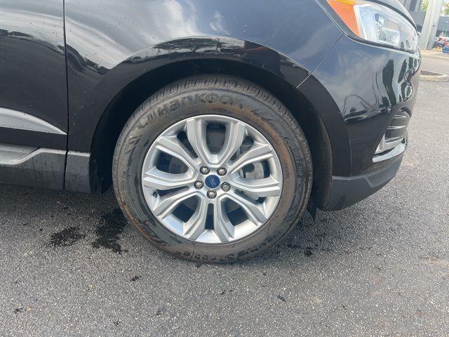used 2021 Ford Edge car, priced at $28,800