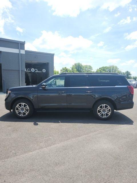 new 2025 Ford Expedition Max car, priced at $72,225