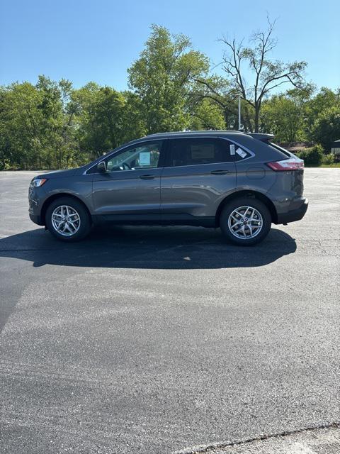 new 2024 Ford Edge car, priced at $39,034