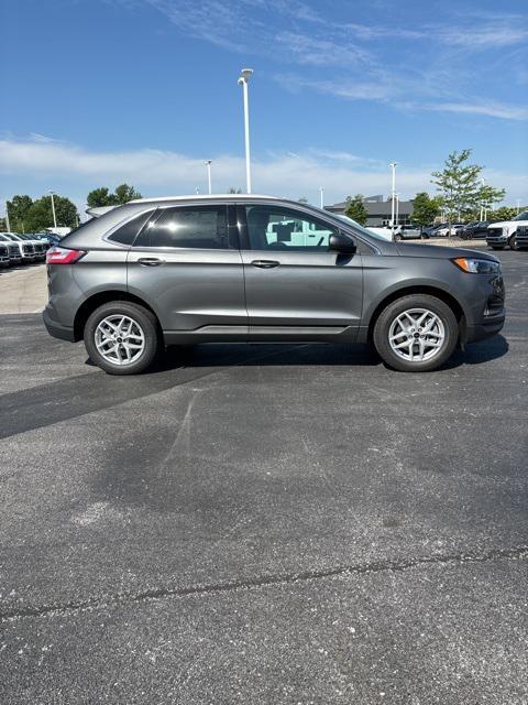 new 2024 Ford Edge car, priced at $39,034