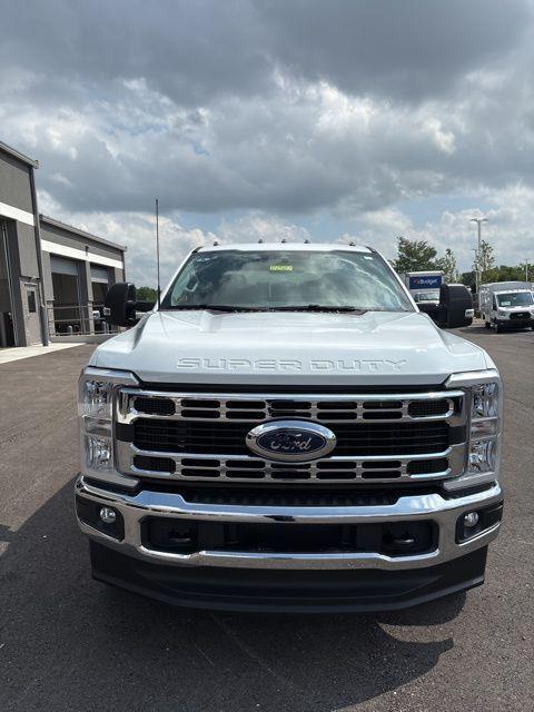new 2025 Ford F-350 car, priced at $68,340