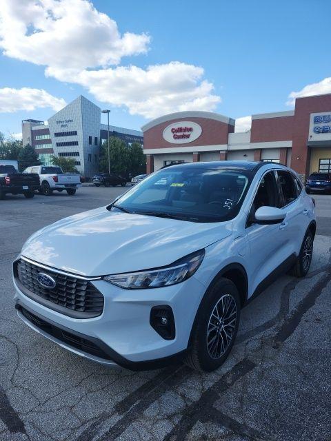 new 2026 Ford Escape PHEV car, priced at $33,990