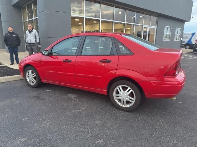 used 2004 Ford Focus car, priced at $4,995