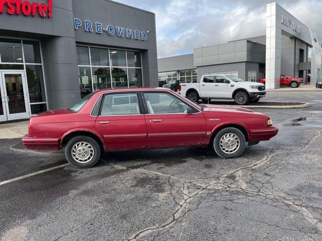 used 1993 Oldsmobile Cutlass Ciera car, priced at $4,995