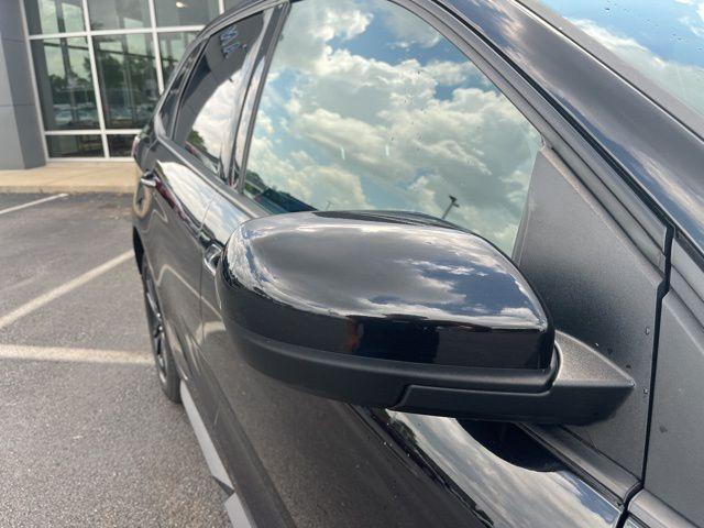 used 2022 Ford Edge car, priced at $29,000