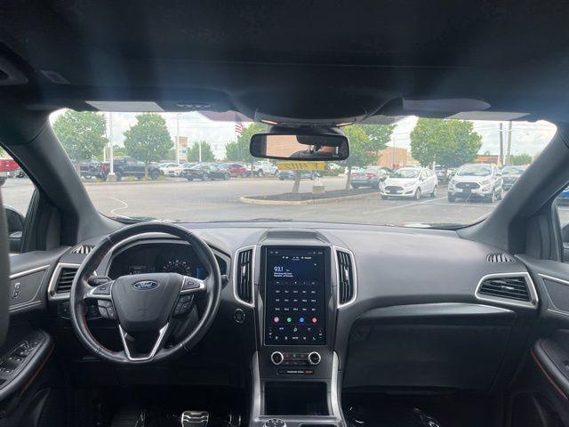 used 2022 Ford Edge car, priced at $29,000