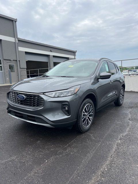 new 2025 Ford Escape car, priced at $32,140