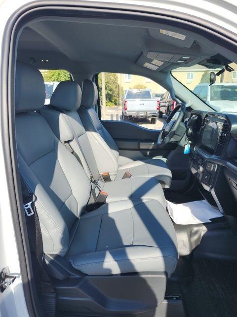 new 2025 Ford F-150 car, priced at $50,300