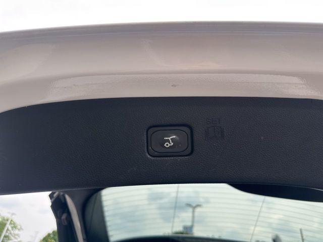 used 2021 Ford Edge car, priced at $29,995