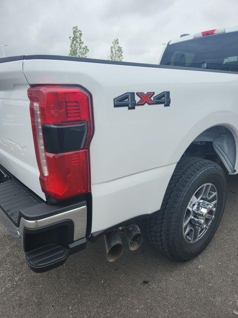 new 2025 Ford F-350 car, priced at $69,115