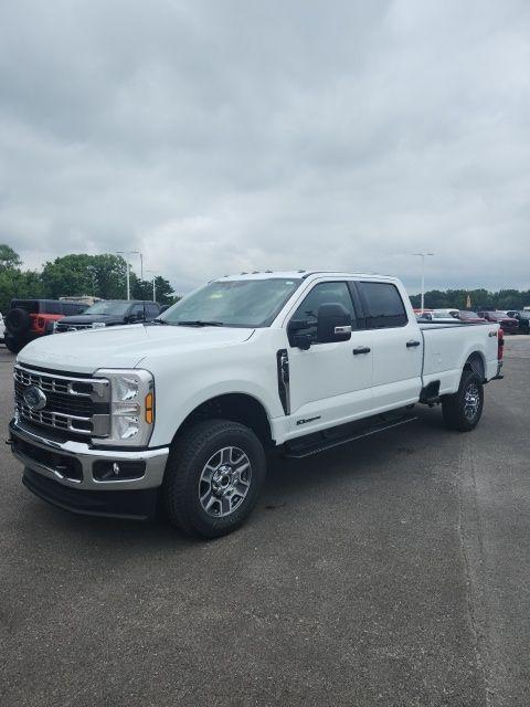 new 2025 Ford F-350 car, priced at $69,115