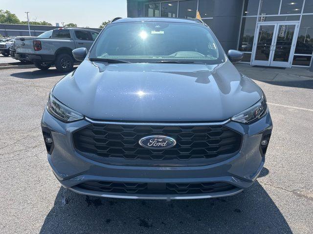 used 2023 Ford Escape car, priced at $25,322