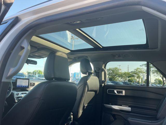 used 2022 Ford Explorer car, priced at $33,995
