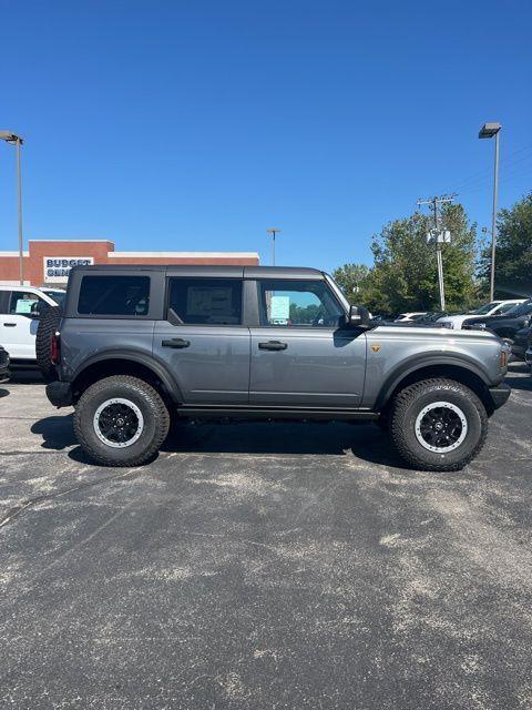 new 2024 Ford Bronco car, priced at $57,253