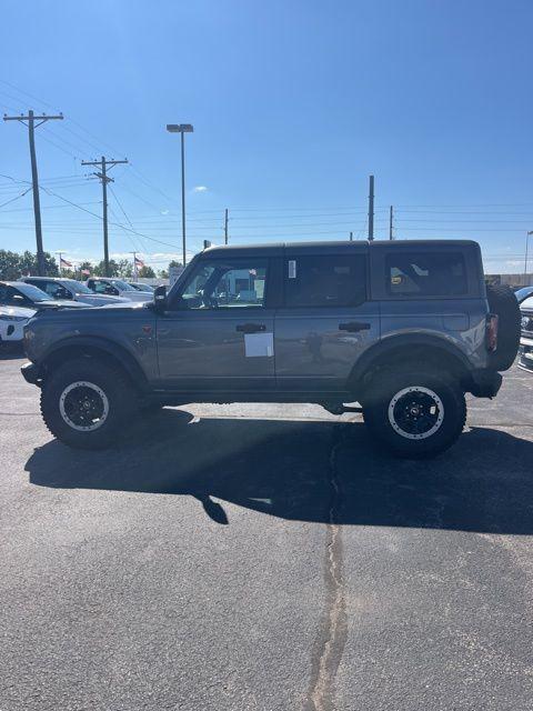 new 2024 Ford Bronco car, priced at $57,253