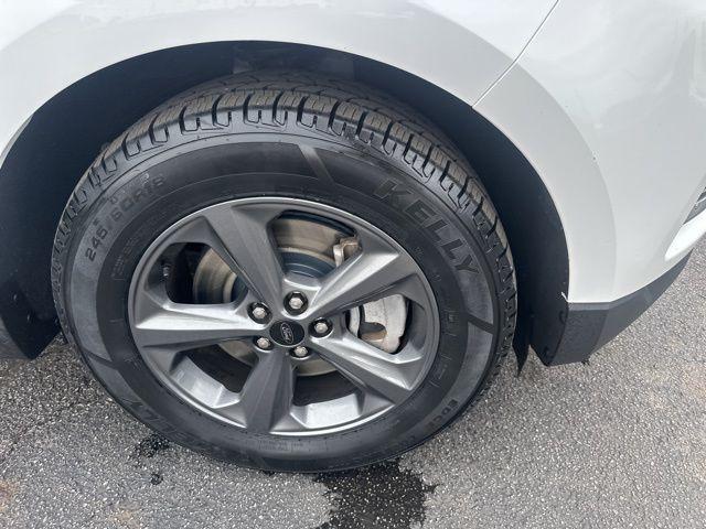 used 2022 Ford Edge car, priced at $22,908