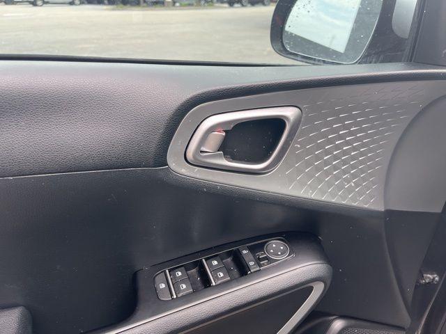 used 2021 Kia Soul car, priced at $16,000