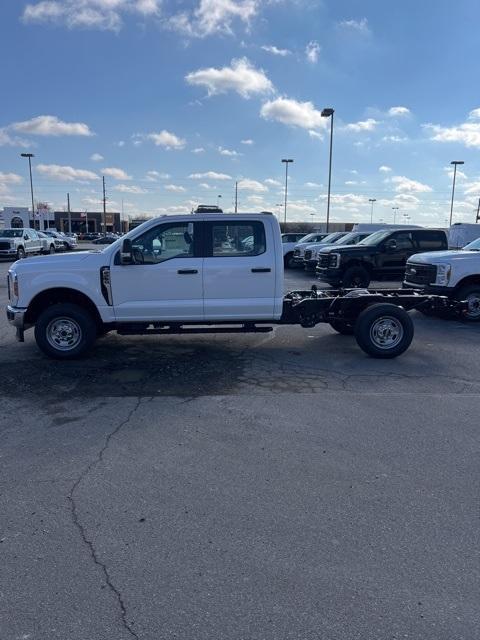 new 2025 Ford F-250 car, priced at $53,095