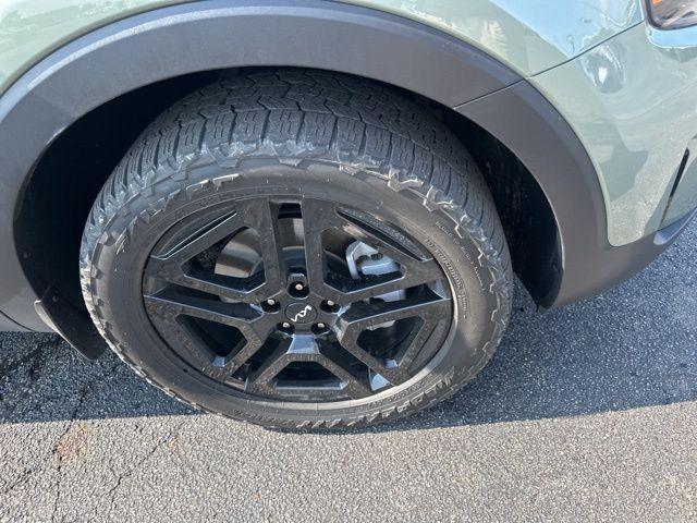used 2024 Kia Telluride car, priced at $43,325