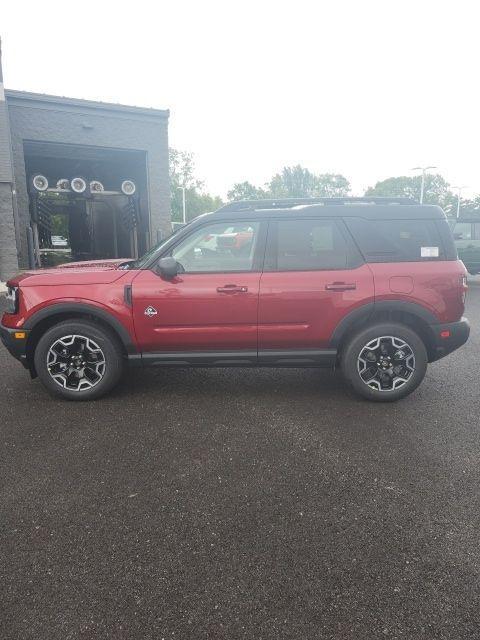new 2025 Ford Bronco Sport car, priced at $36,975