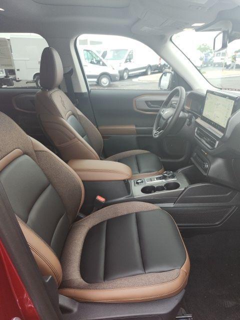 new 2025 Ford Bronco Sport car, priced at $36,975