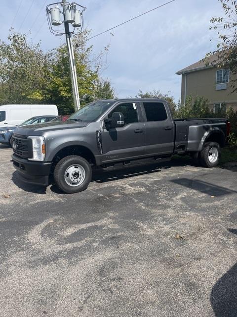 new 2024 Ford F-350 car, priced at $61,985