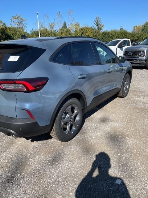 new 2025 Ford Escape car, priced at $29,320