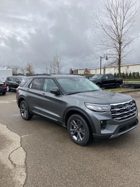 new 2025 Ford Explorer car, priced at $44,705