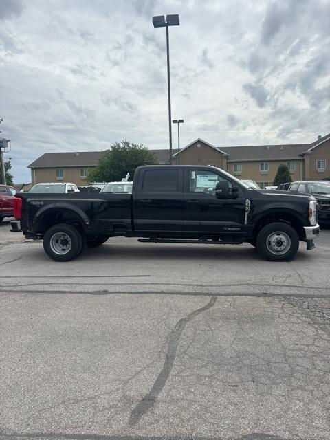 new 2024 Ford F-350 car, priced at $66,365