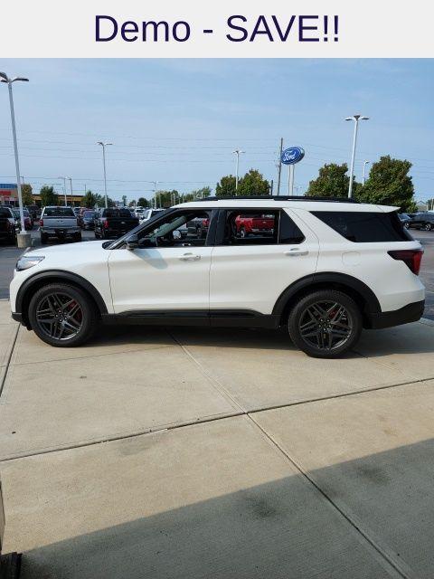 new 2025 Ford Explorer car, priced at $57,800