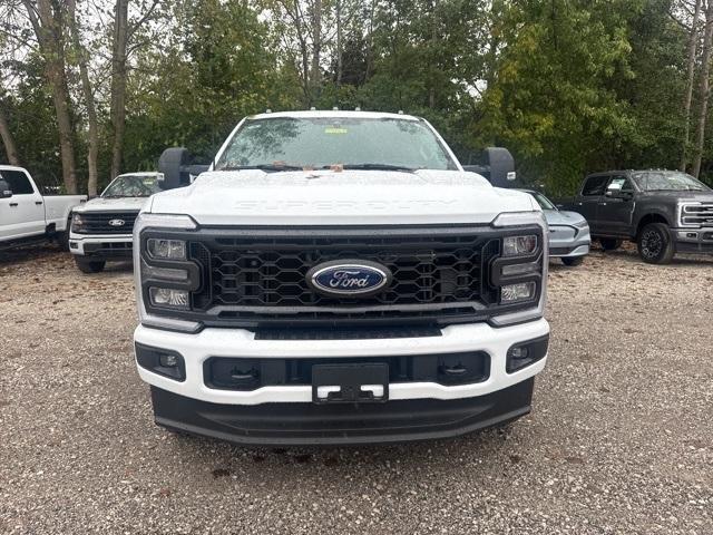 new 2024 Ford F-350 car, priced at $55,749