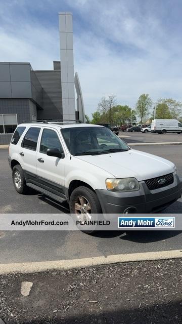 used 2005 Ford Escape car, priced at $4,164