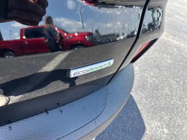 used 2020 Ford Escape car, priced at $13,598