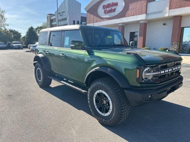 new 2024 Ford Bronco car, priced at $57,598